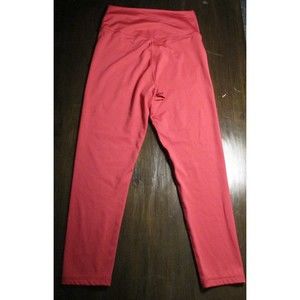 American Eagle 7/8 Crossover Red The Lightweight Everything Legging Size M